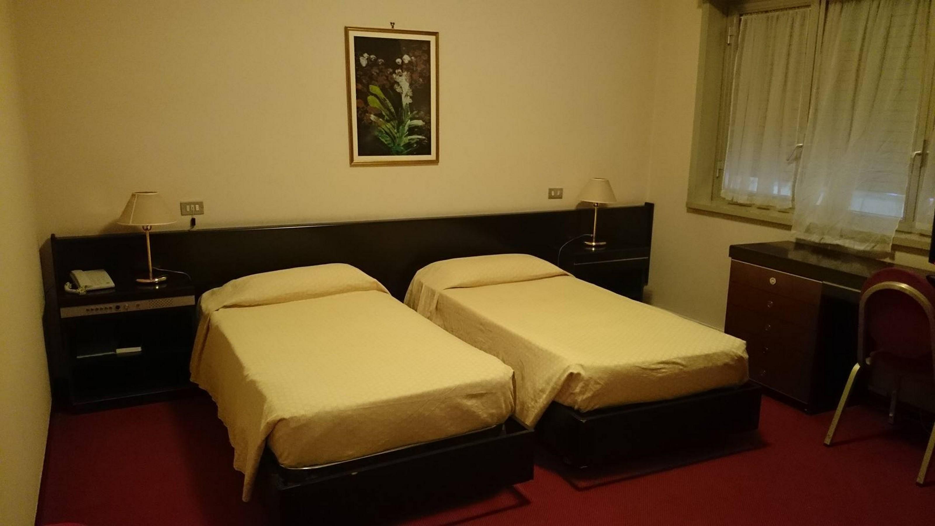 Crisol Europa Hotel Palermo Eksteriør billede