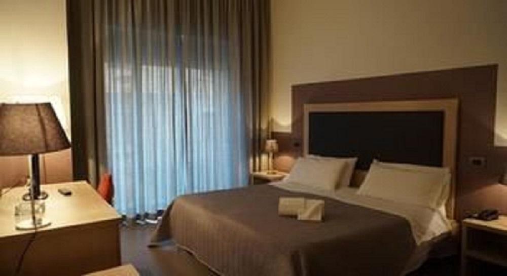 Crisol Europa Hotel Palermo Eksteriør billede