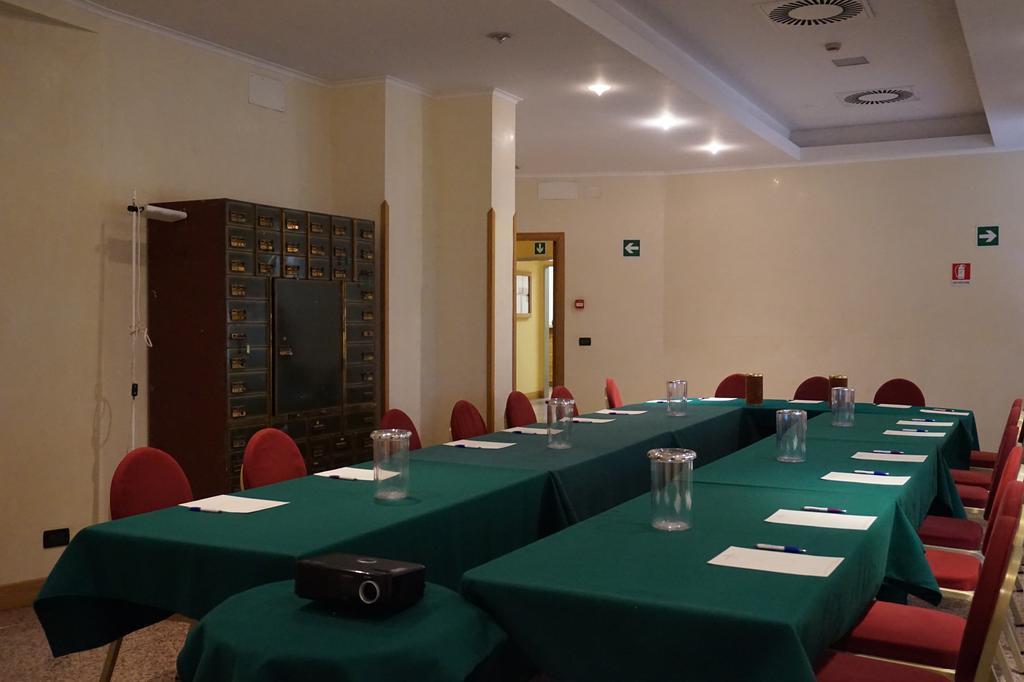 Crisol Europa Hotel Palermo Eksteriør billede